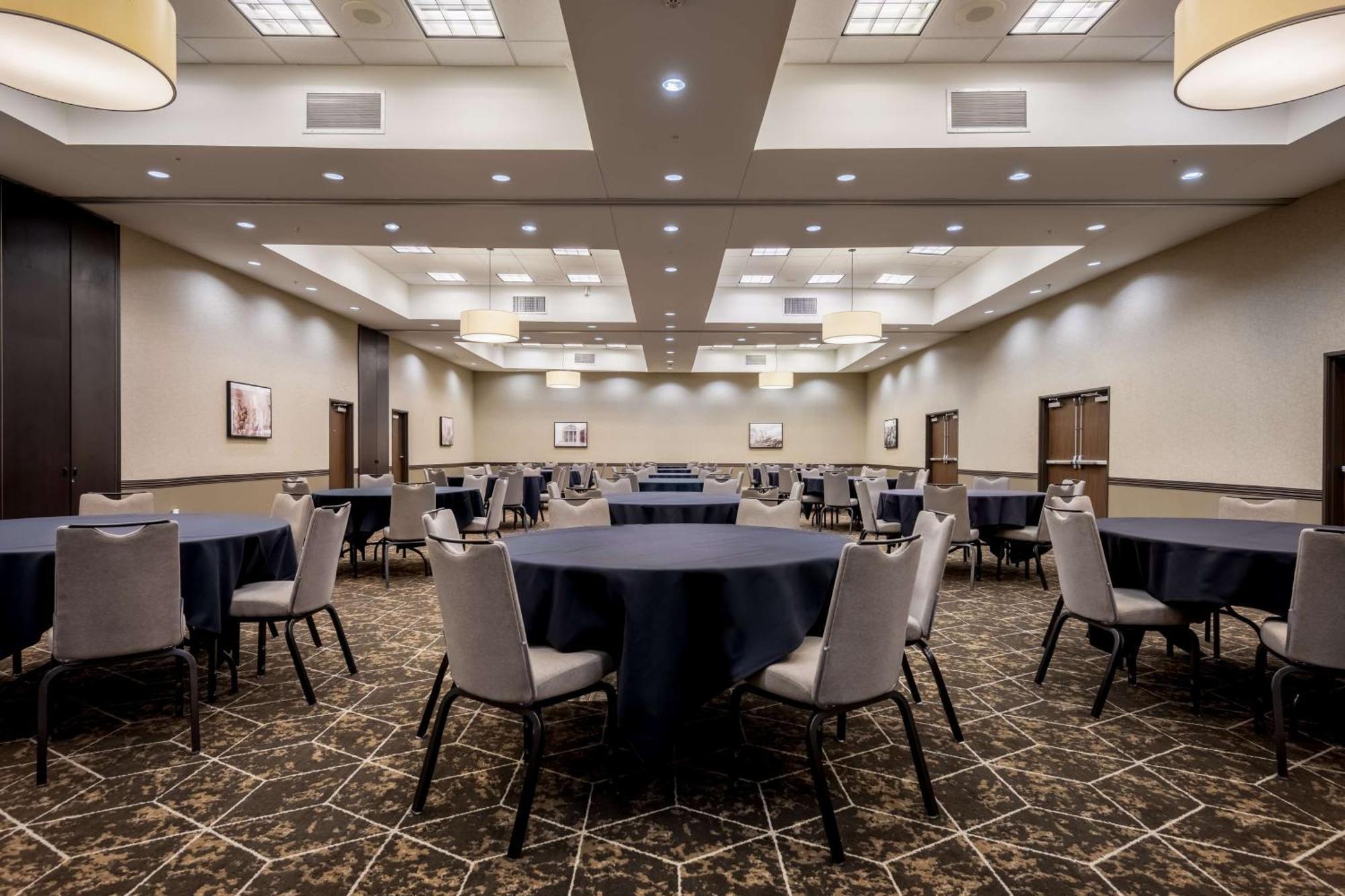 Western Premier College Station