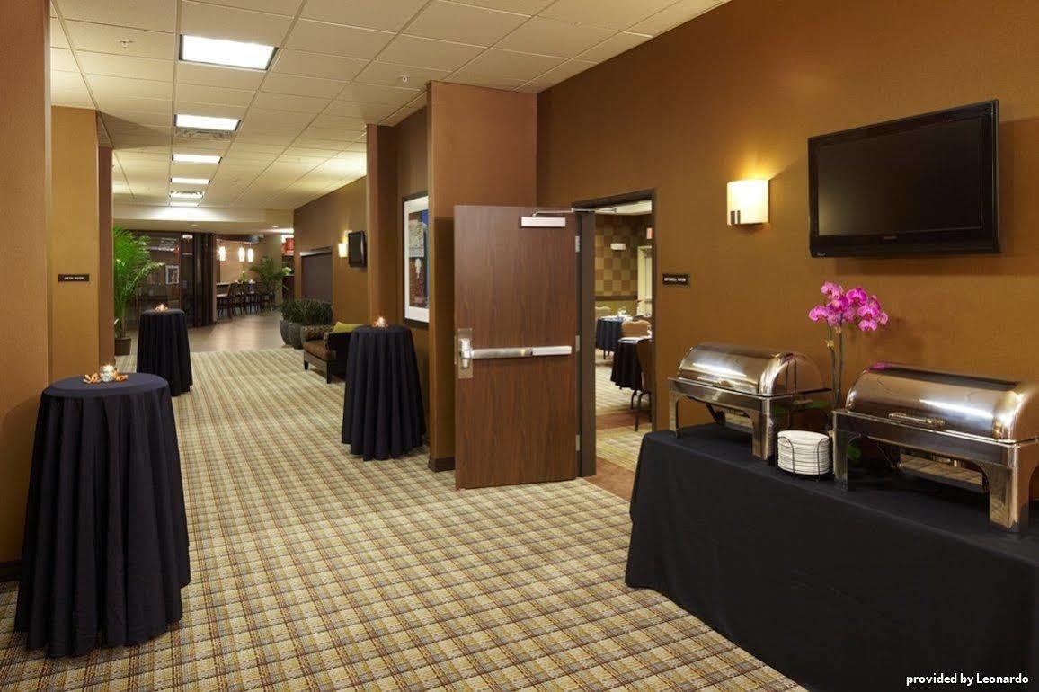 Western Premier College Station Hotel 3*